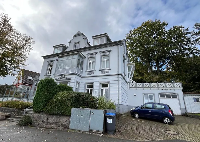 Wohnen am Seglerhafen mit Traveblick im Kontorhaus viele Extras